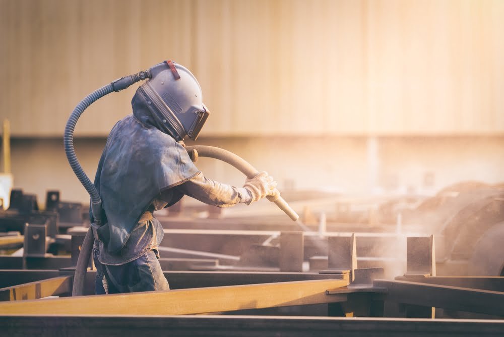 Sand,Blasting,Process,,Industial,Worker,Using,Sand,Blasting,Process,Preparation
